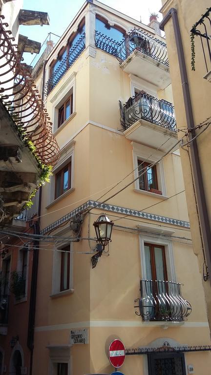 Taormina Rainbow House Lägenhet Exteriör bild